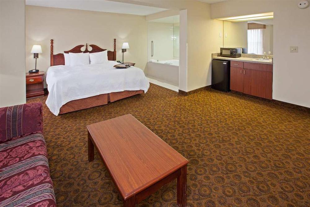 Hampton Inn Dickson Zewnętrze zdjęcie