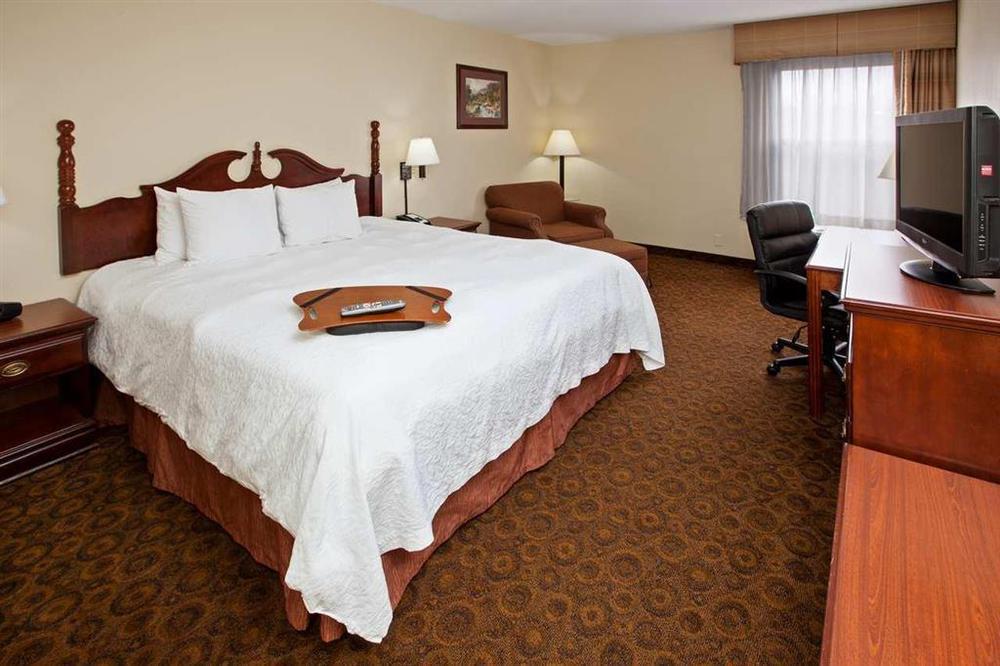 Hampton Inn Dickson Pokój zdjęcie