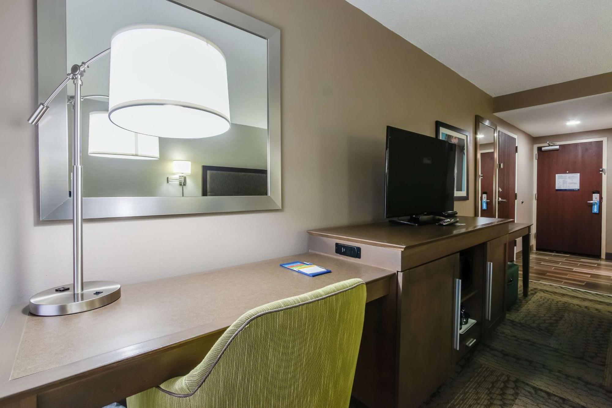 Hampton Inn Dickson Zewnętrze zdjęcie
