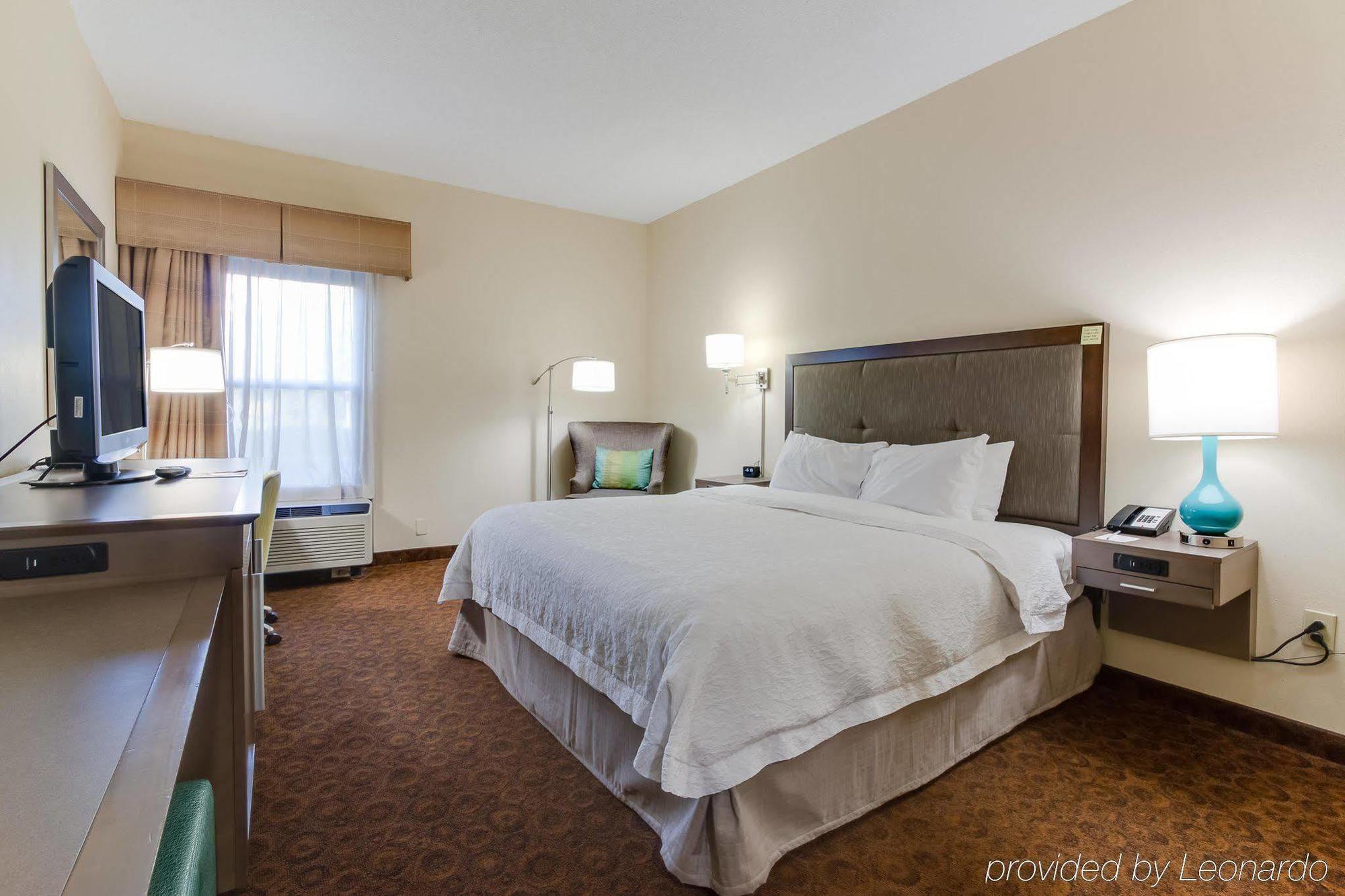 Hampton Inn Dickson Zewnętrze zdjęcie
