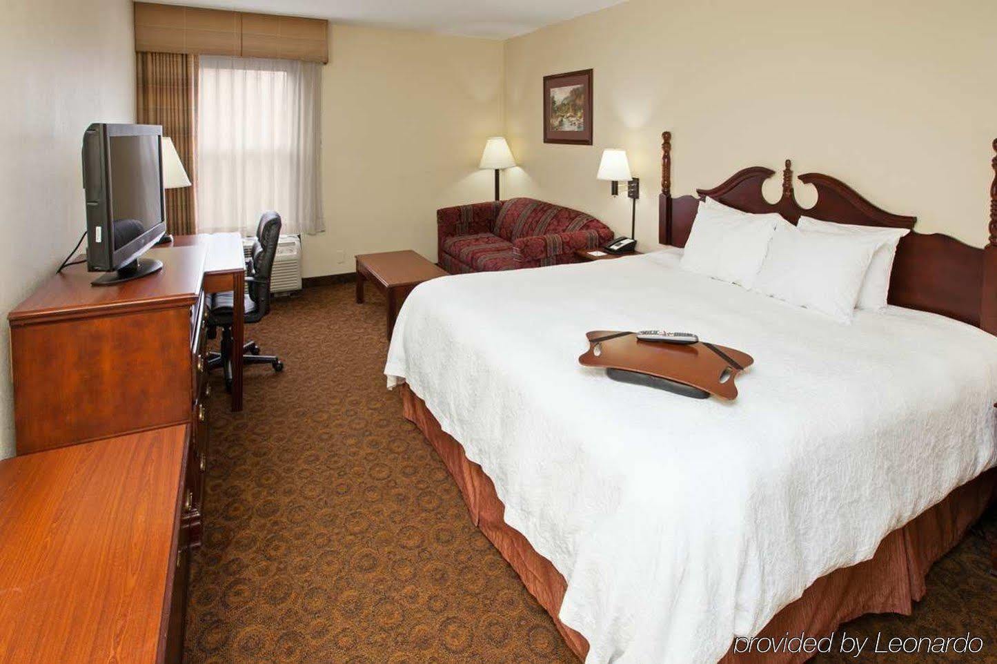 Hampton Inn Dickson Zewnętrze zdjęcie