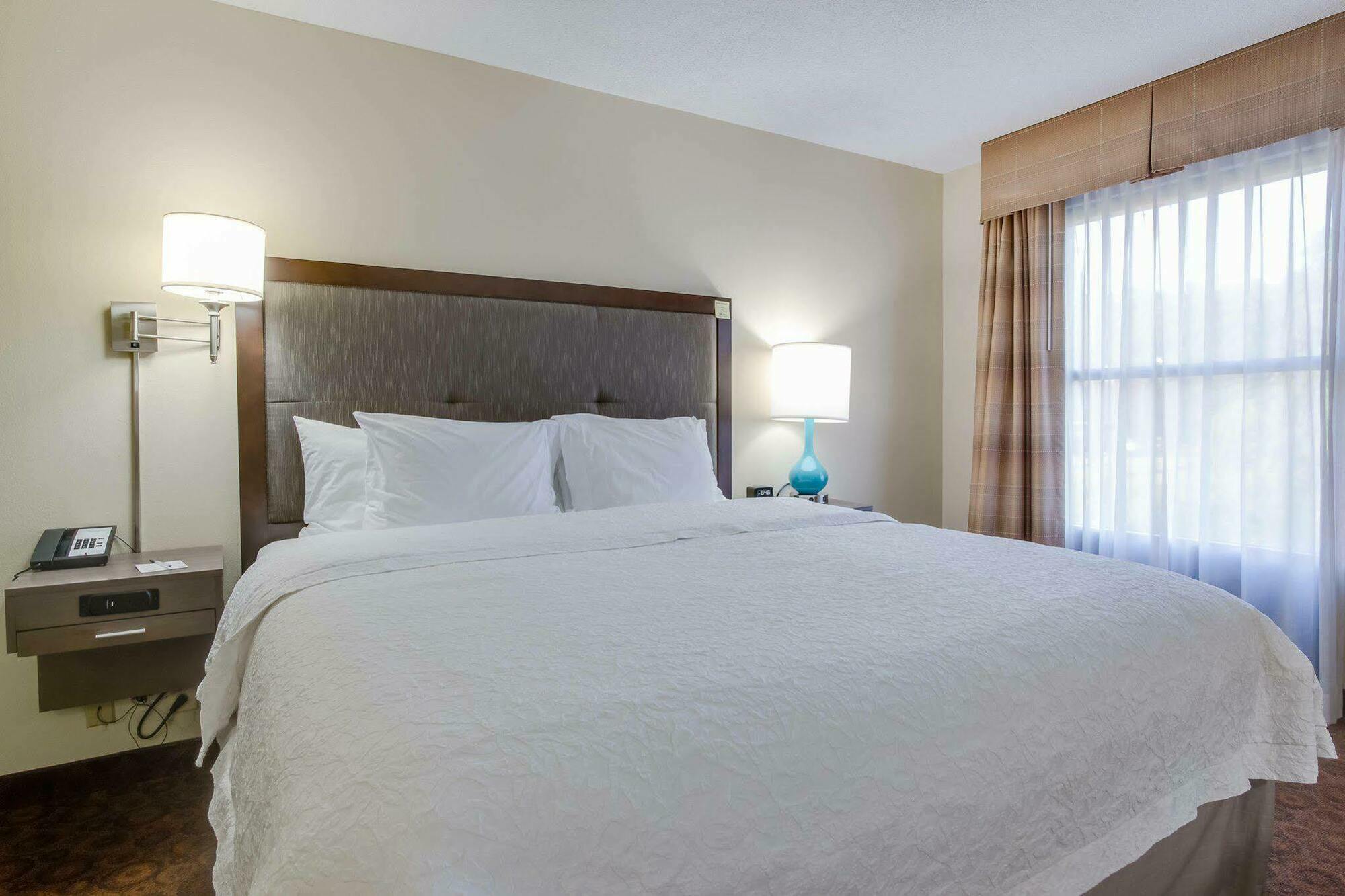 Hampton Inn Dickson Zewnętrze zdjęcie