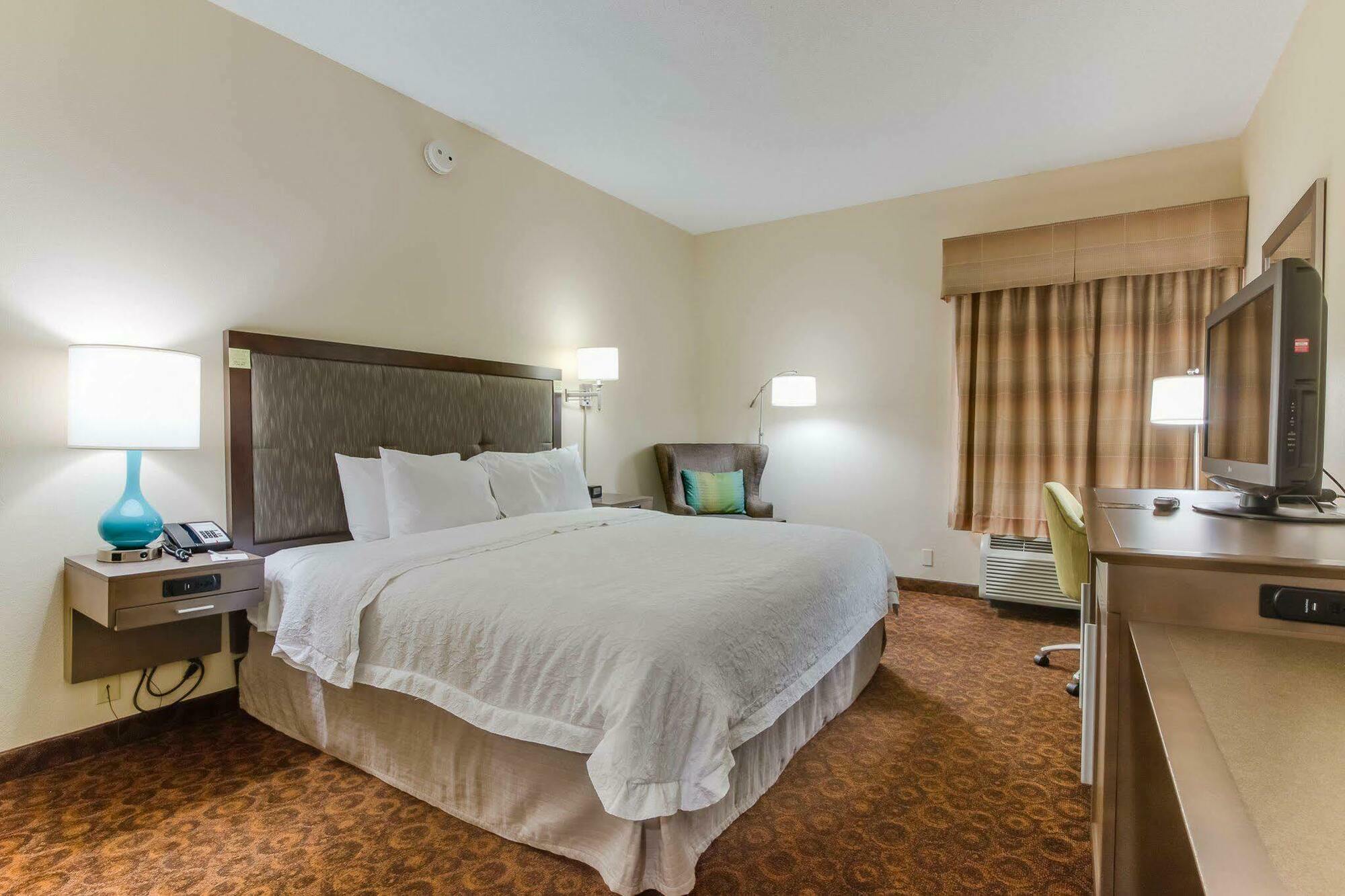 Hampton Inn Dickson Zewnętrze zdjęcie