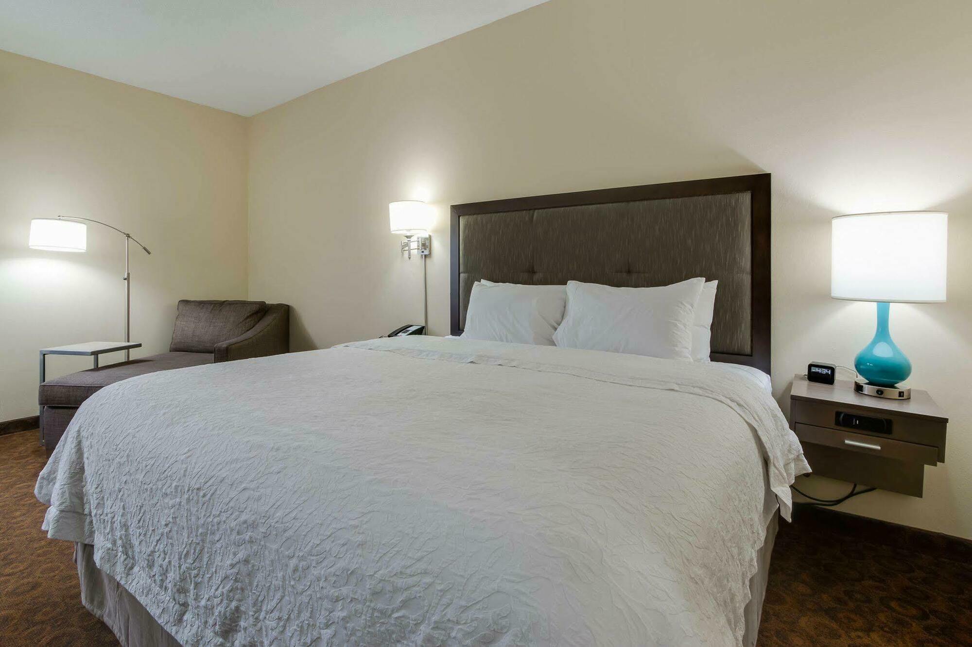 Hampton Inn Dickson Zewnętrze zdjęcie