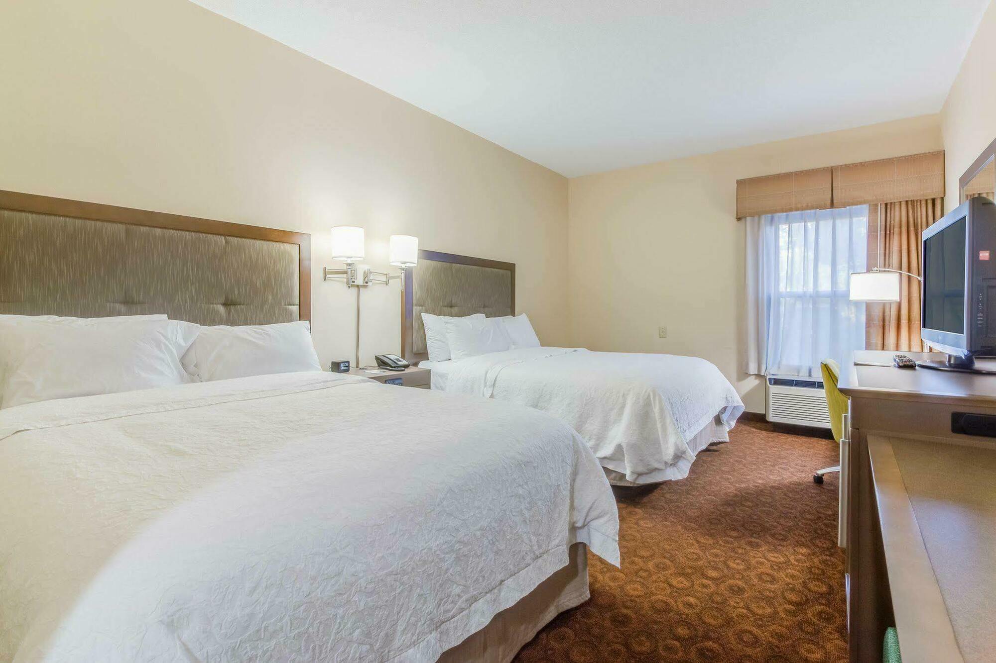Hampton Inn Dickson Zewnętrze zdjęcie